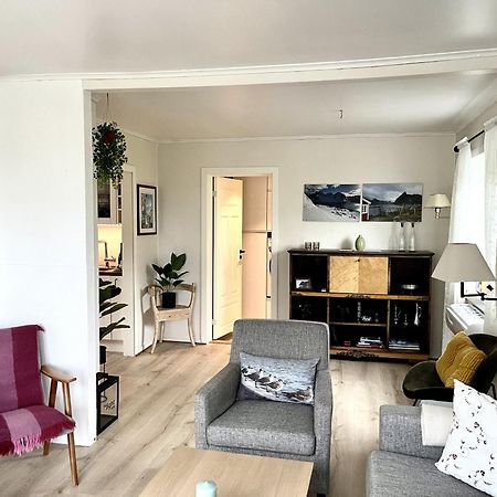 Koselig Nyrestaurert Hus Med Flott Utsikt! Villa Reine Exterior photo